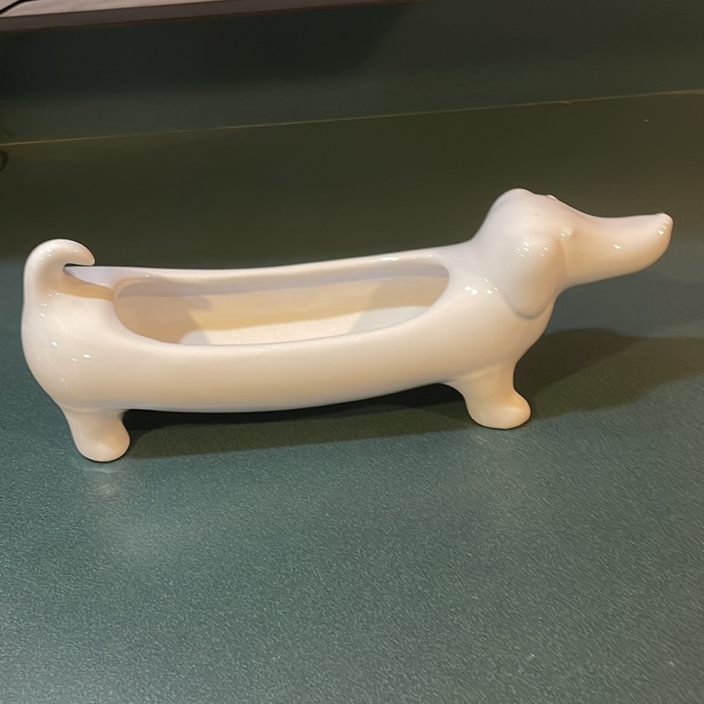 ✨Simply adorable pier one imports dachshund cracker dish. - Picture 9 of 13